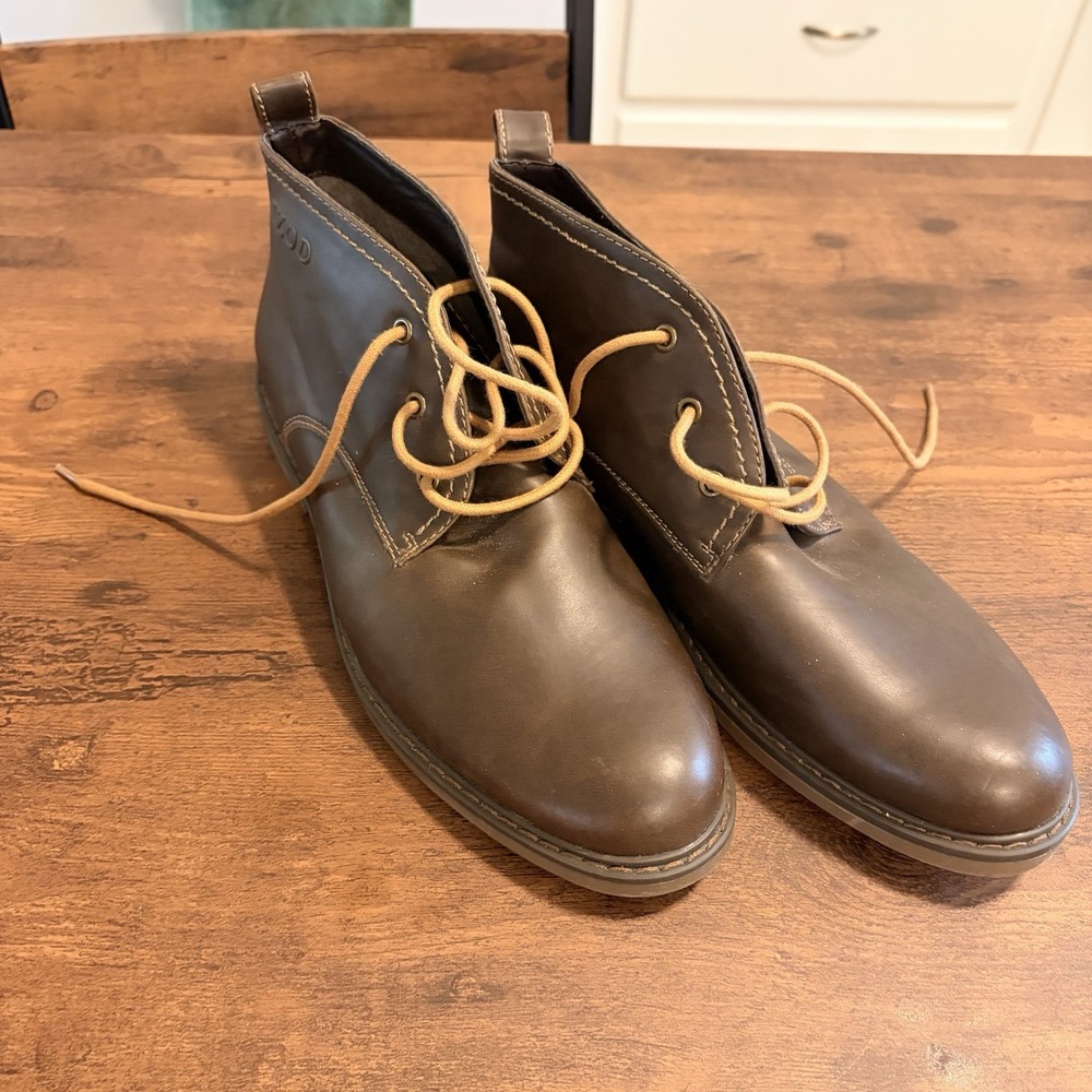 IZOD Mens Chukka Boots Size 8M Brown Lace Up Ankle Desert Boots M1703